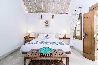 Hotel Alam Candi Dive Resort