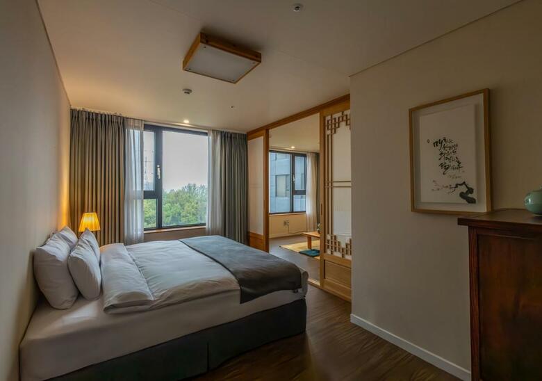 Jk Blossom Hotel
