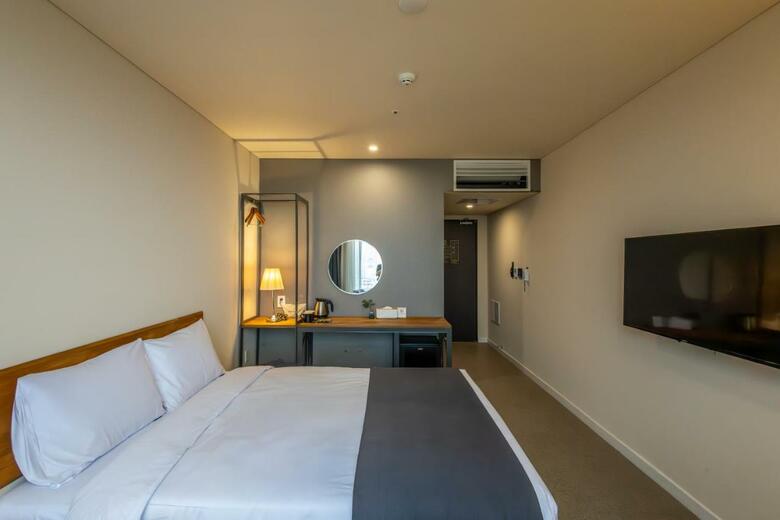 Jk Blossom Hotel