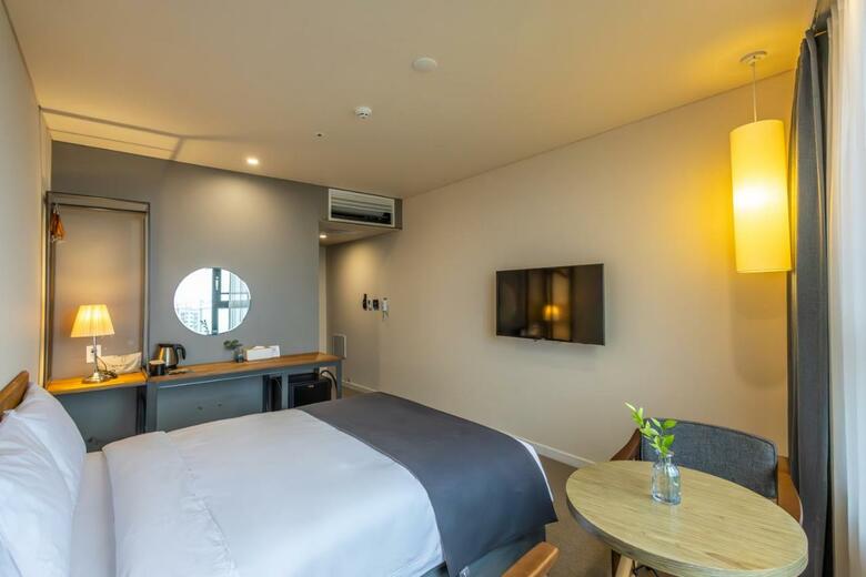Jk Blossom Hotel