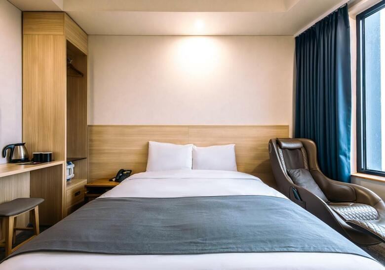 Jk Blossom Hotel