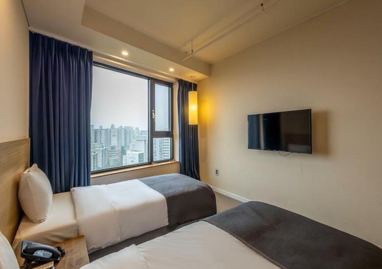 Jk Blossom Hotel