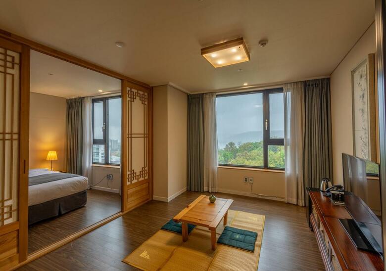 Jk Blossom Hotel