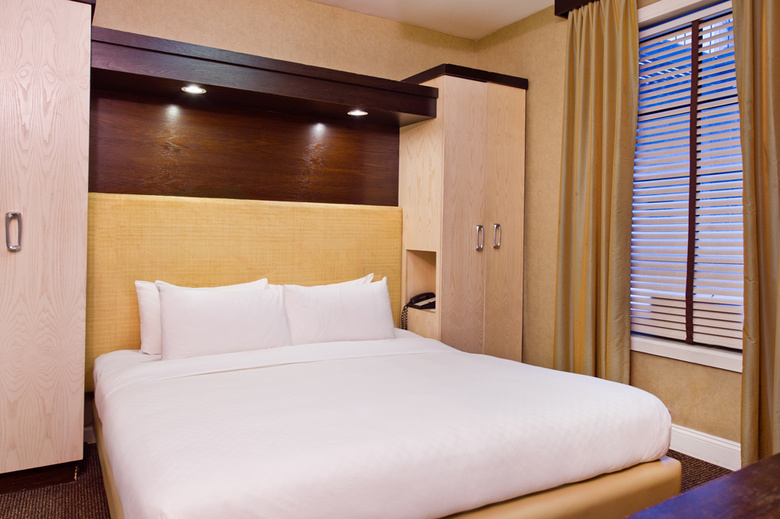 Amsterdam Court Hotel