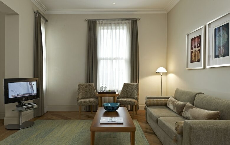 Hotel Tomtom Suites