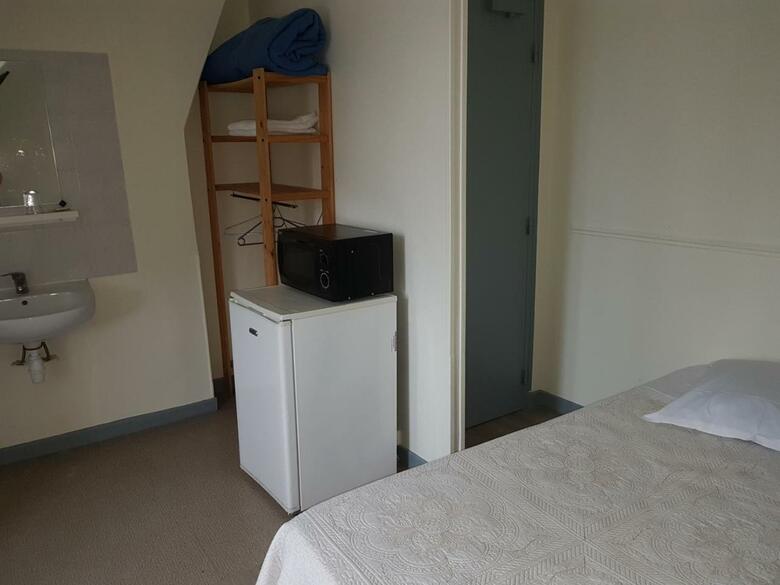 Au Royal Mad Hotel