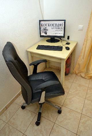 Apartamentos Koukounari Studios