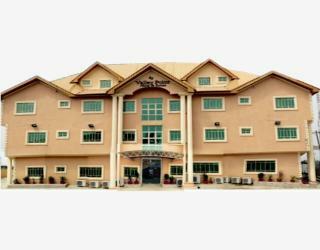 Valley Point Hotel & Suites