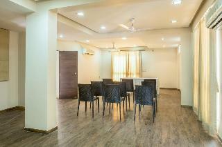 Capital O 67302 Hotel Shrimad Residency