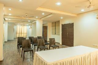 Capital O 67302 Hotel Shrimad Residency