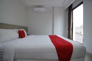 Hotel Reddoorz Plus @ Tb Simatupang