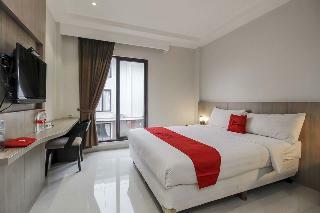 Hotel Reddoorz Plus @ Tb Simatupang
