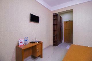 Reddoorz Near Cilandak Town Square