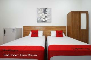 Reddoorz Plus Near Plaza Indonesia
