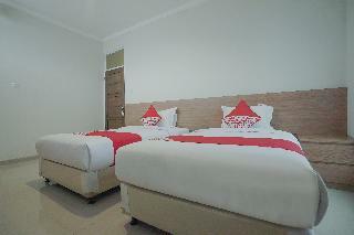 Hotel Oyo 415 The Kartini 8 Residence
