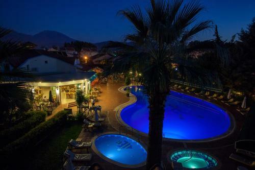 Rebin Beach Hotel