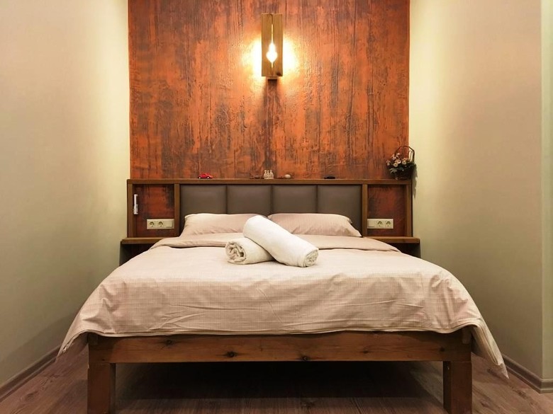 Hotel Second Home Suites