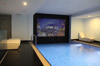 Ocean Blue High Class Hotel
