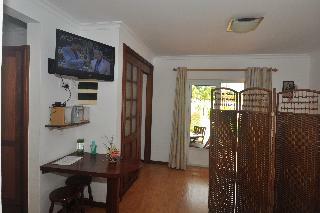 Apartamentos La Pointe Villas