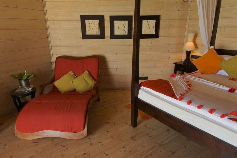 Hotel Komandoo Maldives Island Resort