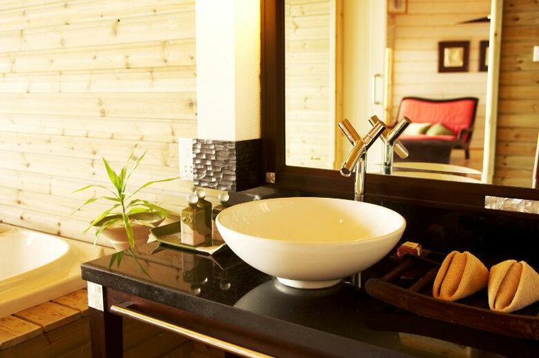 Hotel Komandoo Maldives Island Resort