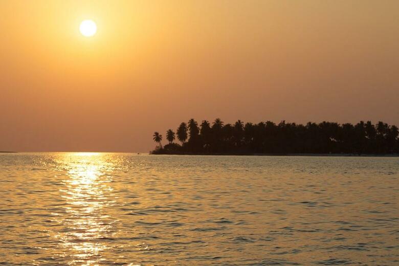 Hotel Komandoo Maldives Island Resort