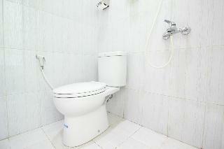 Reddoorz Plus Near Taman Sari