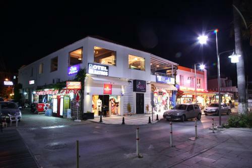 Albatros Hotel