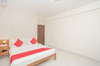 Hotel Oyo 12045 Pinewood Premium Suites