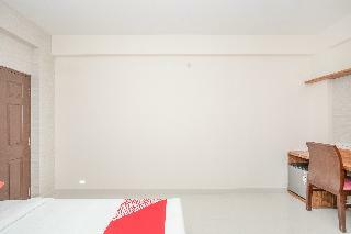 Hotel Oyo 12045 Pinewood Premium Suites