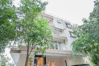 Hotel Oyo 12045 Pinewood Premium Suites