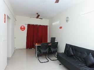 Hotel Oyo 13917 Daniel's Silver Oak Serviced Apartments