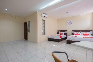 Hotel Oyo 1075 Rumah Indah Losari Inn