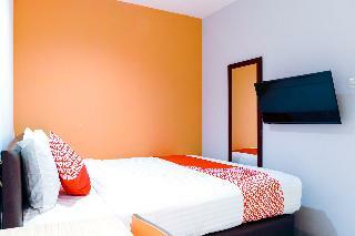 Hotel Oyo 1199 Orienchi Room