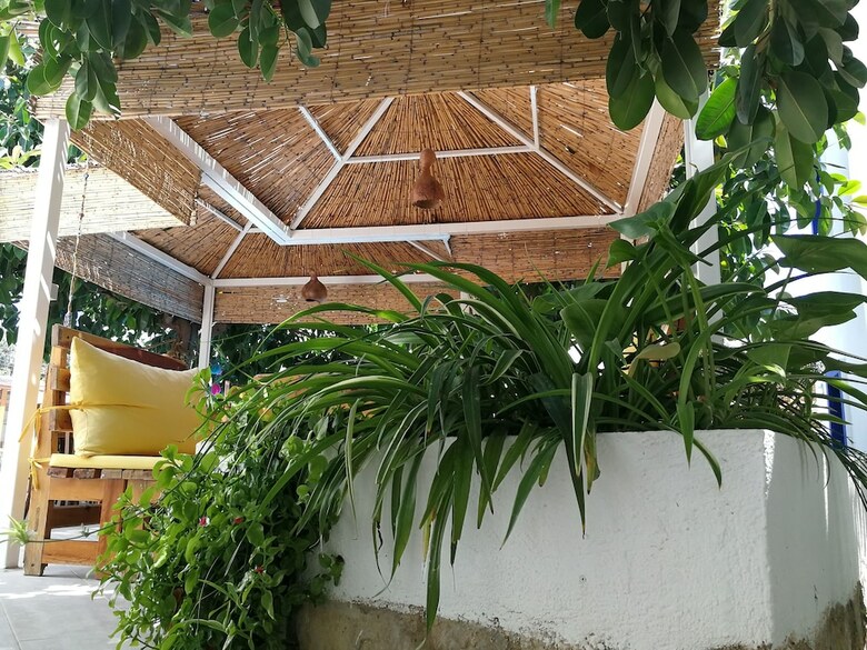 Hotel Oya & Suites