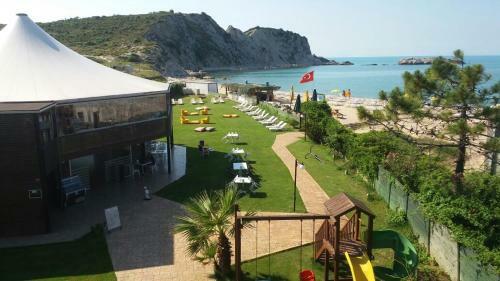Mad Sea Beach Hotel