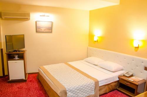 Kircuval Hotel
