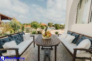 Gennadi Dreams Holiday Villa