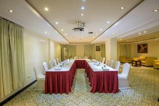 Hotel Waves International