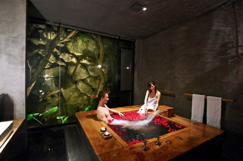 Hotel Onsen Papawaqa