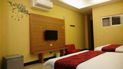 Sun Moon Lake Crystal B&B