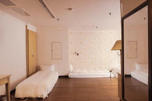 Duke Hotel