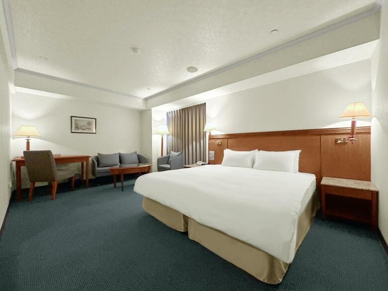 Golden Age Hotel