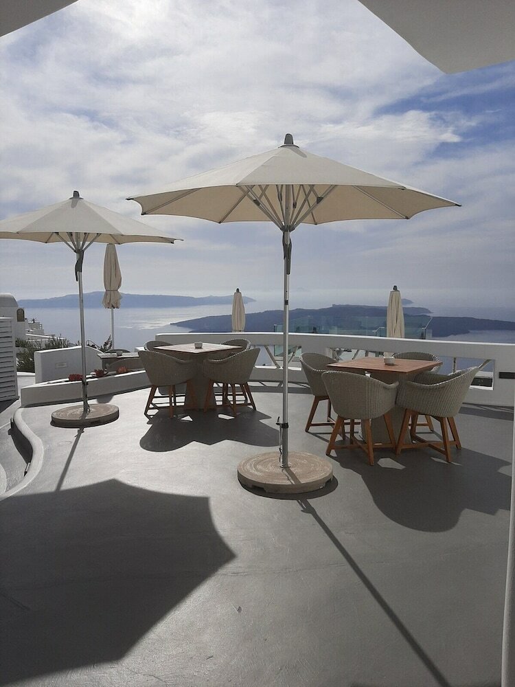 Chic Hotel Santorini