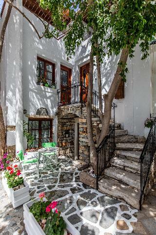 Hotel Arco Naxos Luxury Apartments