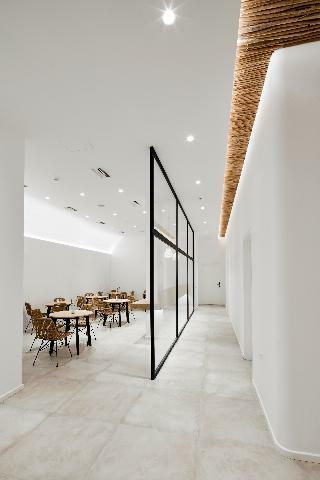 Hotel Arco Solium Suites