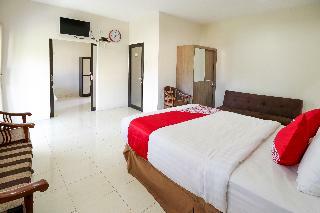 Hotel Oyo 734 Tuban Torres Accomodation