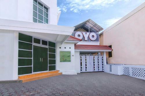 Hotel Oyo 966 Dinda Guesthouse
