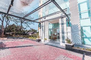 Oyo Flagship 1170 The Habitat Karawaci