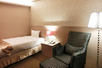 R Hotel Kaohsiung